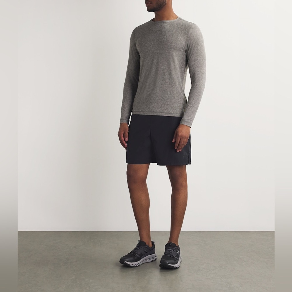 Vuori Strato Long Sleeve Tee Gray